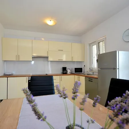 Wild Rose Apartment Podstrana